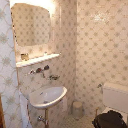 Apartment Collinette *